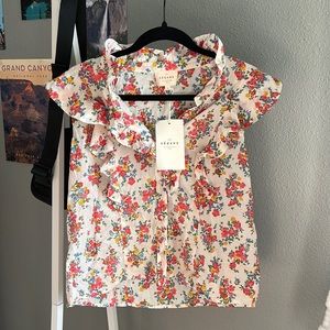 Sezane size 38 (US6) blouse NWT! Super cute just slightly too big on me!